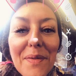 Meet your Posher, Adene